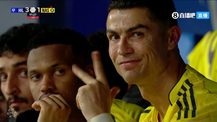 完美世界官网-C罗做手势暗示被"偷窃"，拜因体育：C罗可能面临2至4场禁赛+罚款